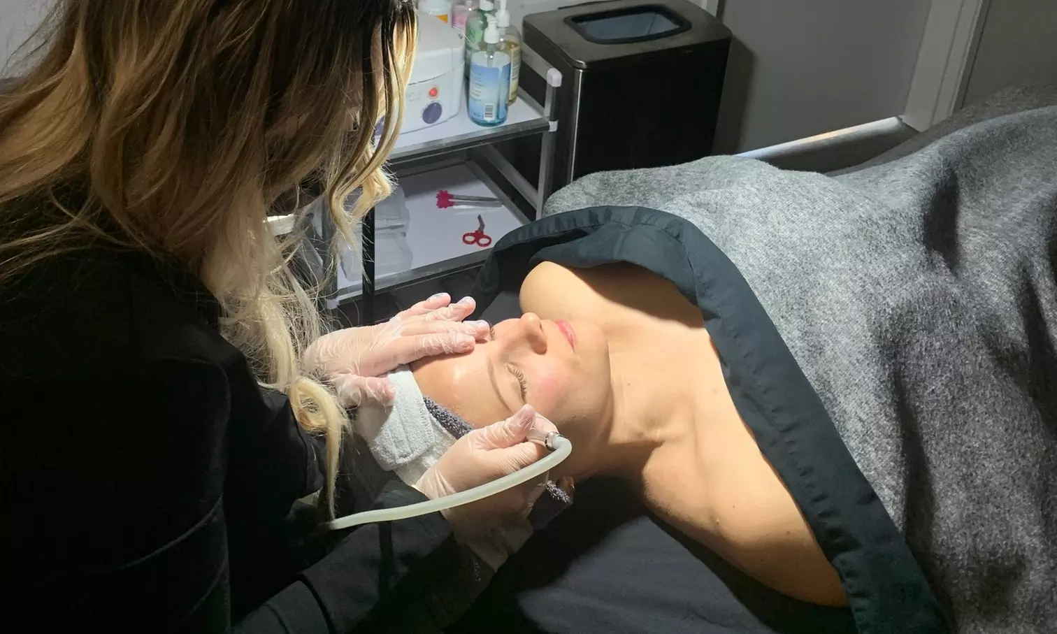 Up to 41% Off on HydraFacial at Radiance by Rachel - Second Medium