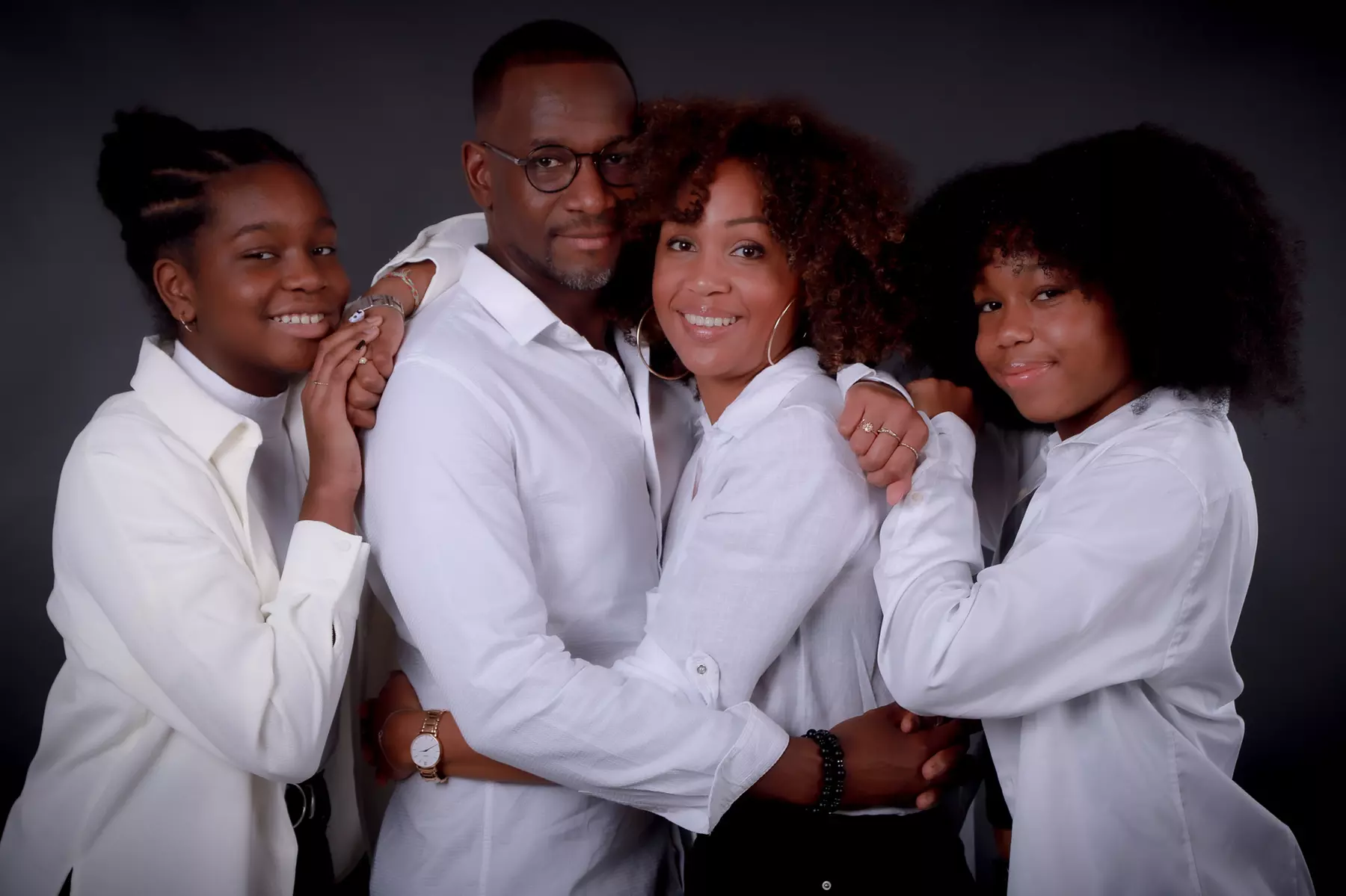 Jusqu'à 92% de remise sur Session photo Pack Famille 2h-Oprodz