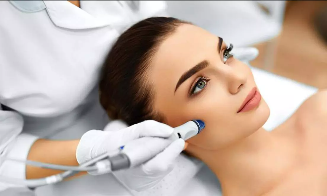 Dive into Pro Lash & Waxing: Choose from a 60-Minute Hydrafacial or a 90-Minute Oxygen Boost!(Up to 60% Off) - Primary Image