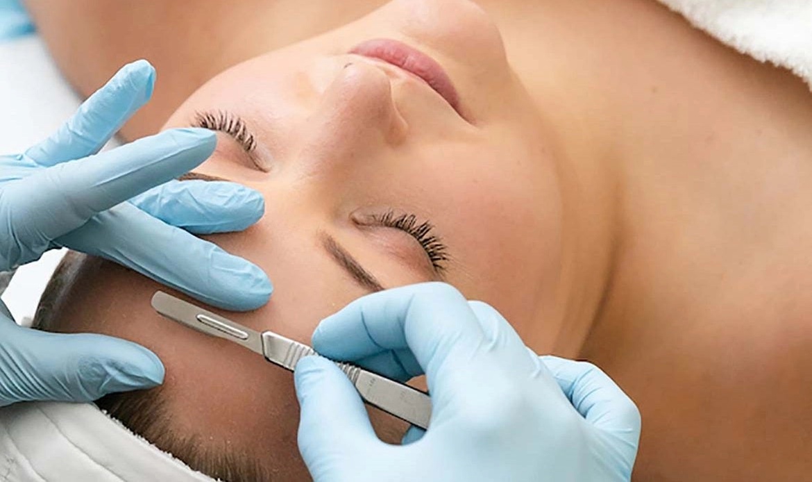 Up to 38% Off on Dermaplaning at Lenae Beauty Bar