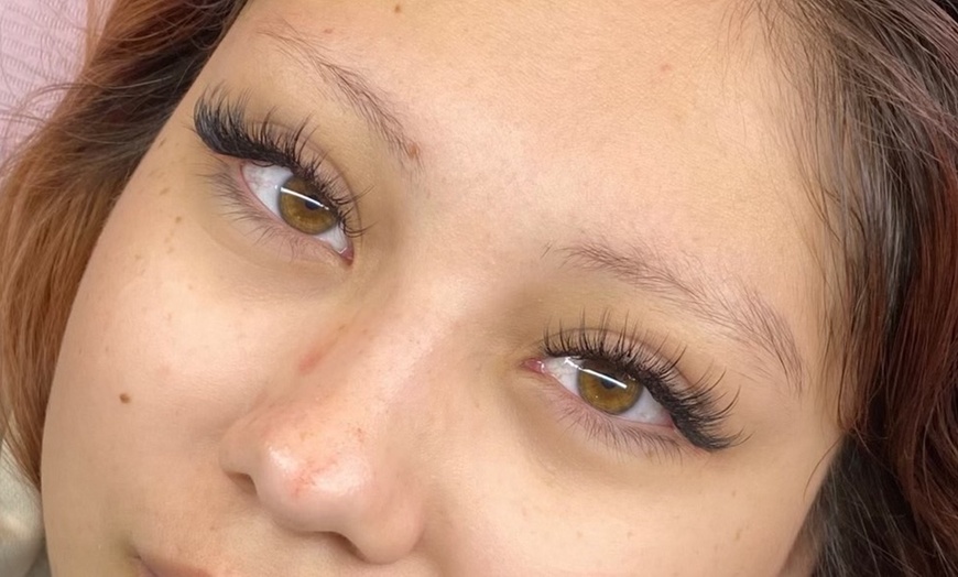 Image 1: Lash Perfection: Full Sets & Fills