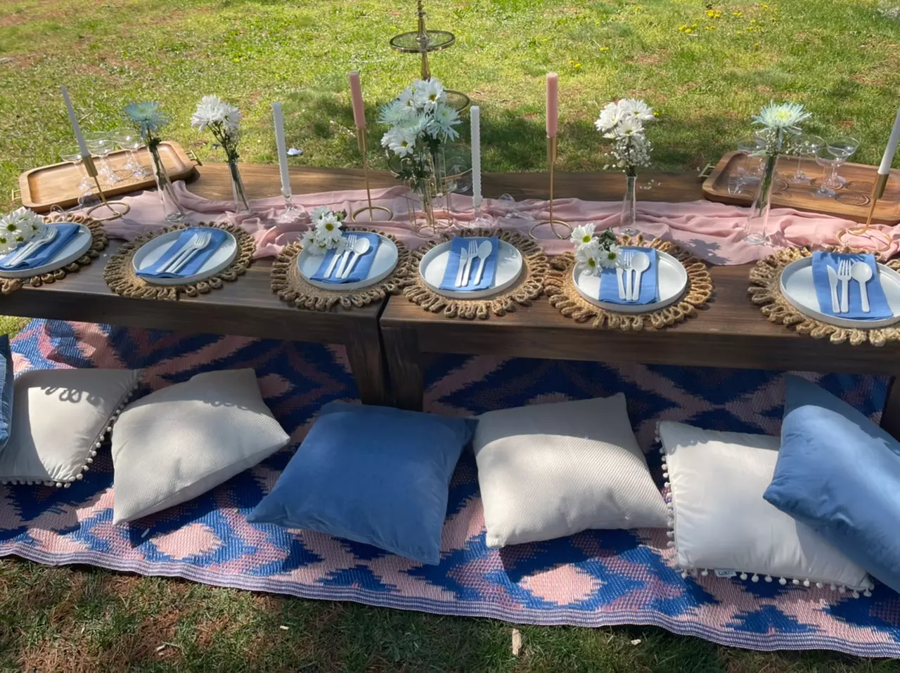 Up to 40% Off on Picnic Style Dining at CT XOXOXO Luxury Picnics - Primary Image