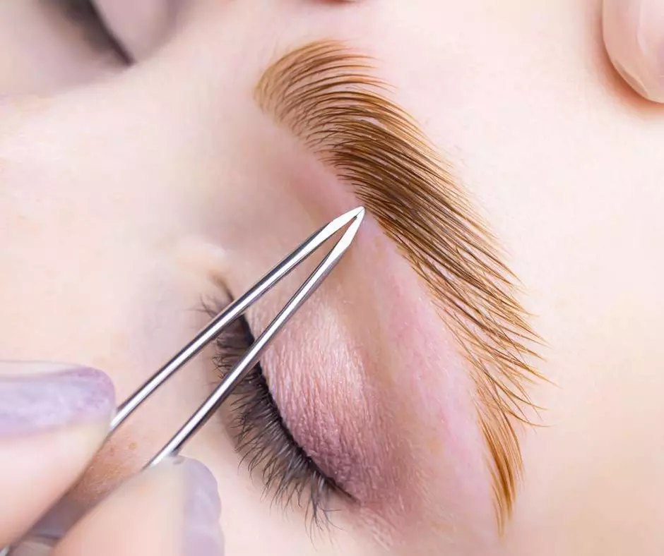 Up to 55% Off on Eyebrow Tinting and Lamination