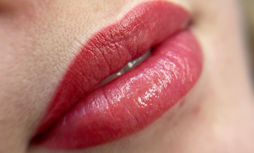 Image 7: Sublimez votre visage : maquillage semi-permanent 2 ou 3 zones