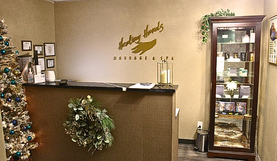 50 Min Couples Massage w/ 30 Min Spinal Decompression and More