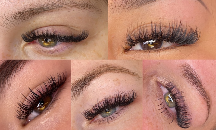 Image 1: Up to 50% Off on Eyelash Extension - Classic
