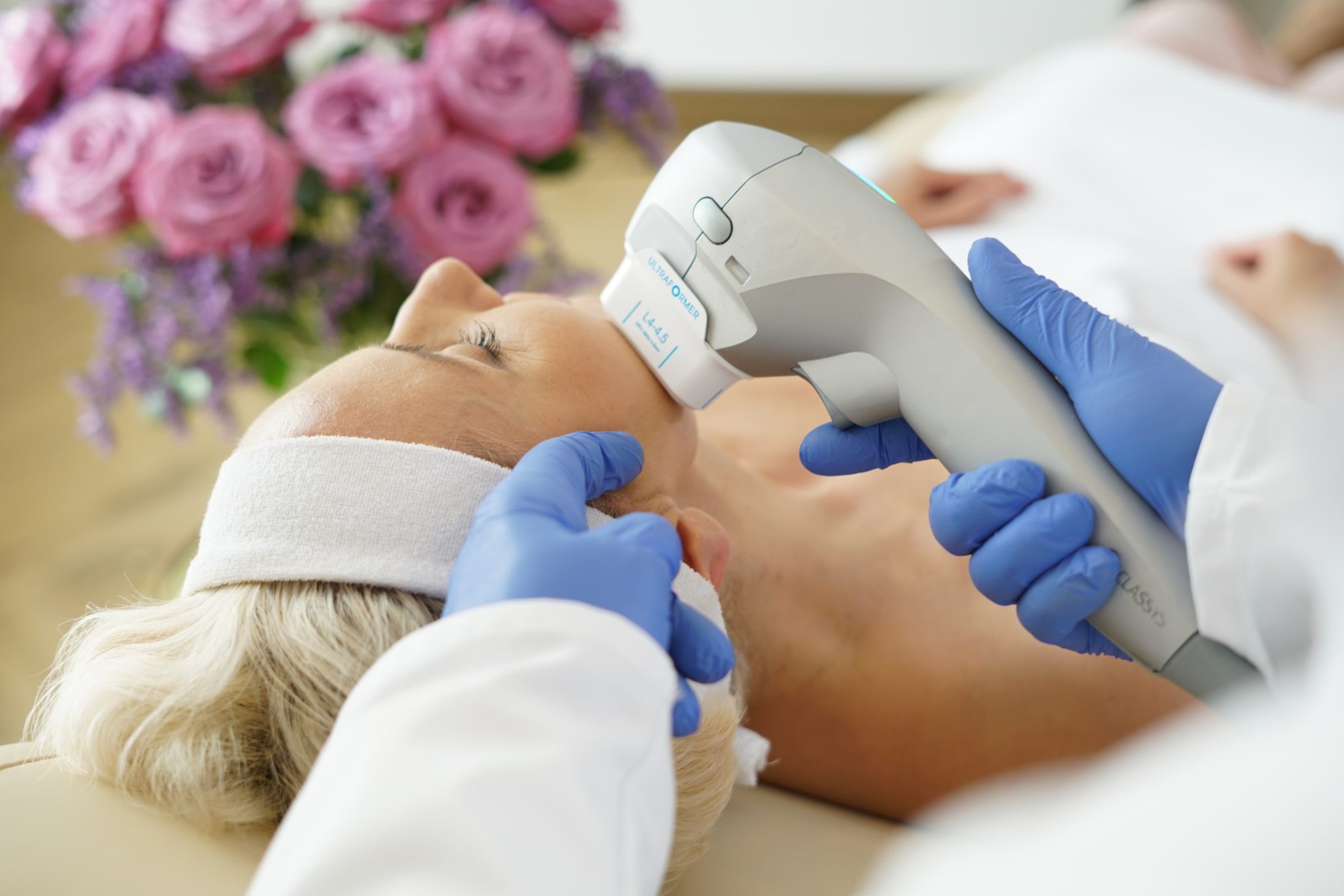 Up to 74% Off on Facial - Ultherapy / Ultrasonic at Shaded And Bladed