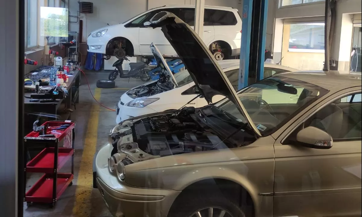 Zrób kompleksowy przegląd auta i uniknij kosztownych niespodzianek