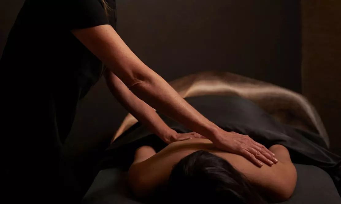 Discover tranquility with a soothing 60 Minute Thai massage at Zenbar Healing Studio, available at up to 40% discount - Primary Image
