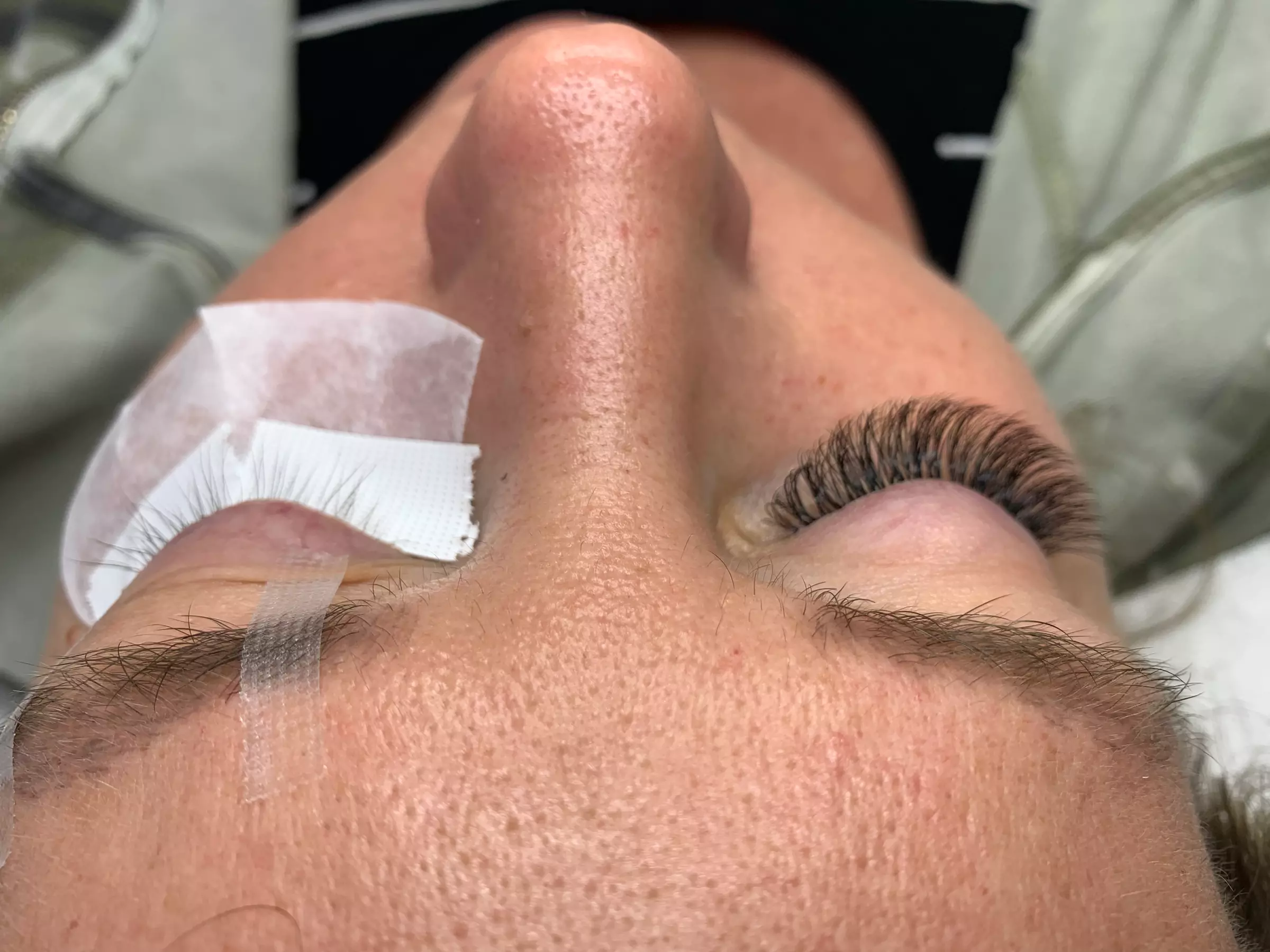 Enhance Your Eyes with Full Set Eyelash Extensions