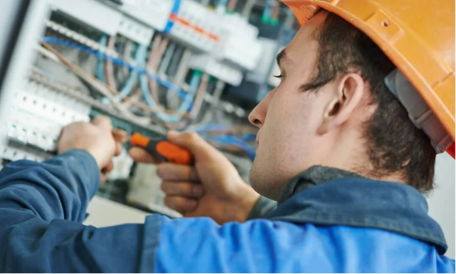 Online Electrician Course at John Academy