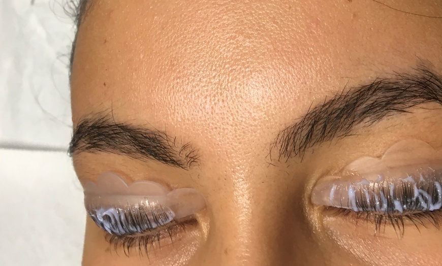 Image 2: Jusqu'à 30% de réduction sur Soin des cils - Latisse chez Fournisskeratine ,studio beauté
