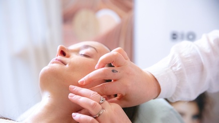 Soin Deluxe Signature effet tenseur avec soin aux LEDs - Ilse de Beaute