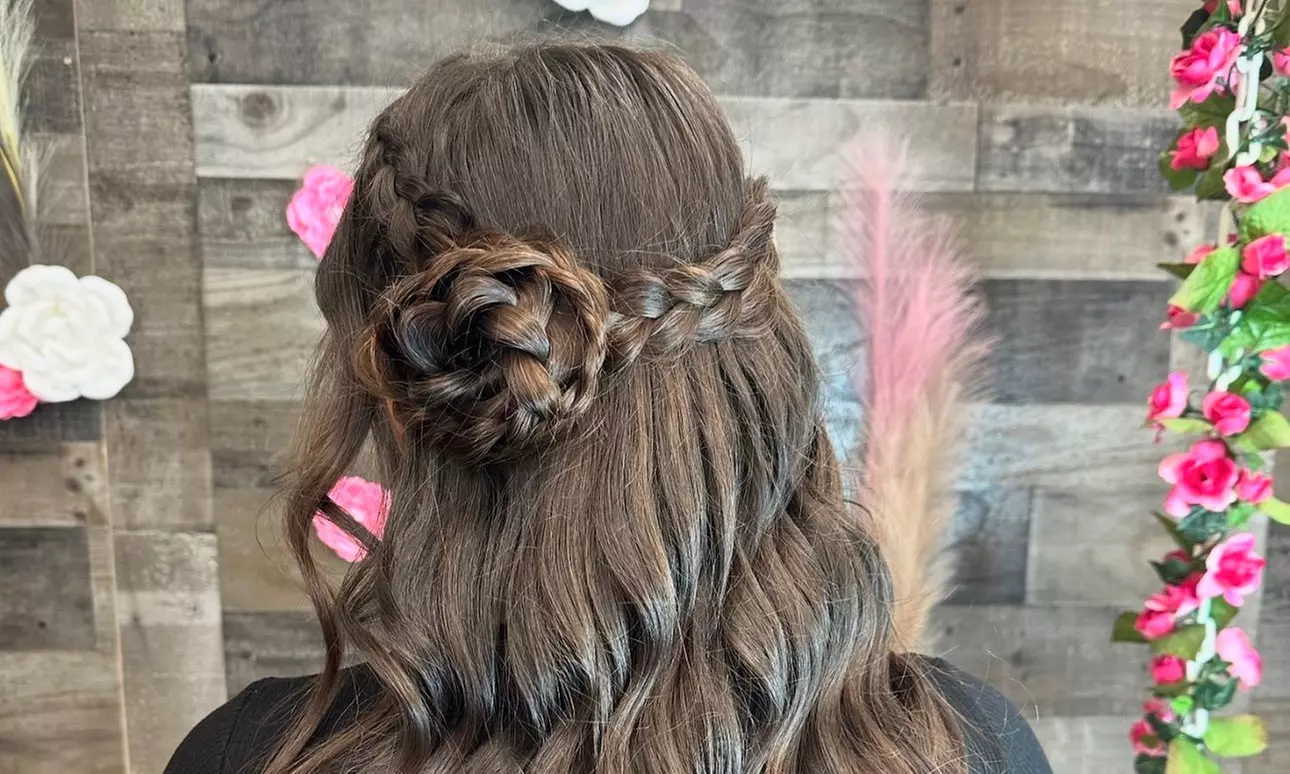 Up to 55% Off on Women's Haircut with Balayage, Highlights and More at 909 Clippers Barber Shop and Salon - Primary Image