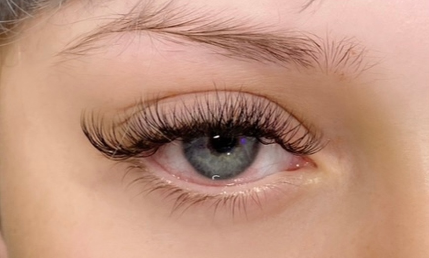 Image 2: Eyelash Extensions at Lash Rina