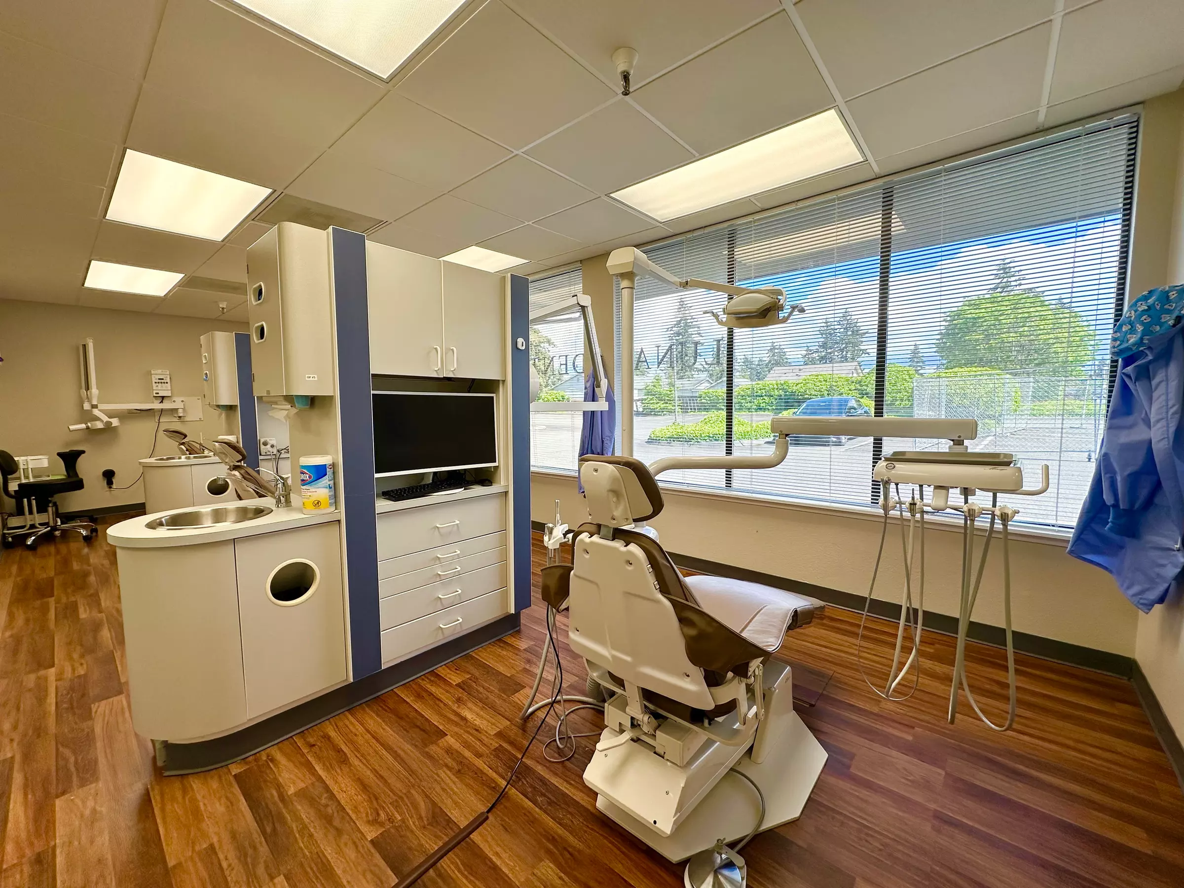 Up to 56% Off on Dental Checkup at Luna Dental - Primary Image