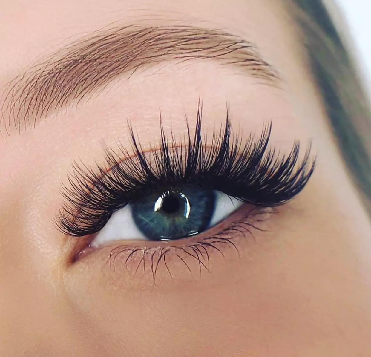 Discover iLash & Health Spa's Hybrid and Volume Lash Extensions with up to 42% off for a stunning lash transformation - Primary Image