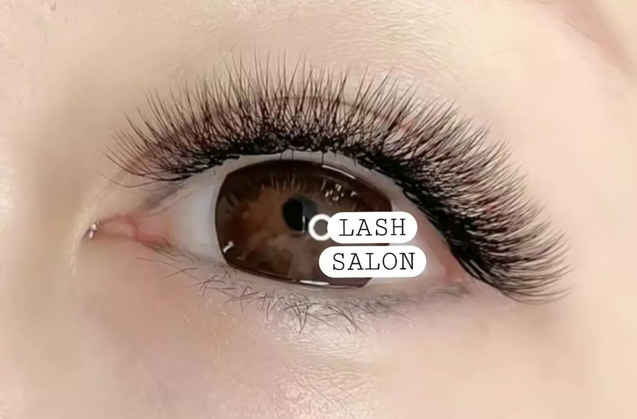 Up to 30% Off on Eyelash Extensions at LASH SALON - Second Medium