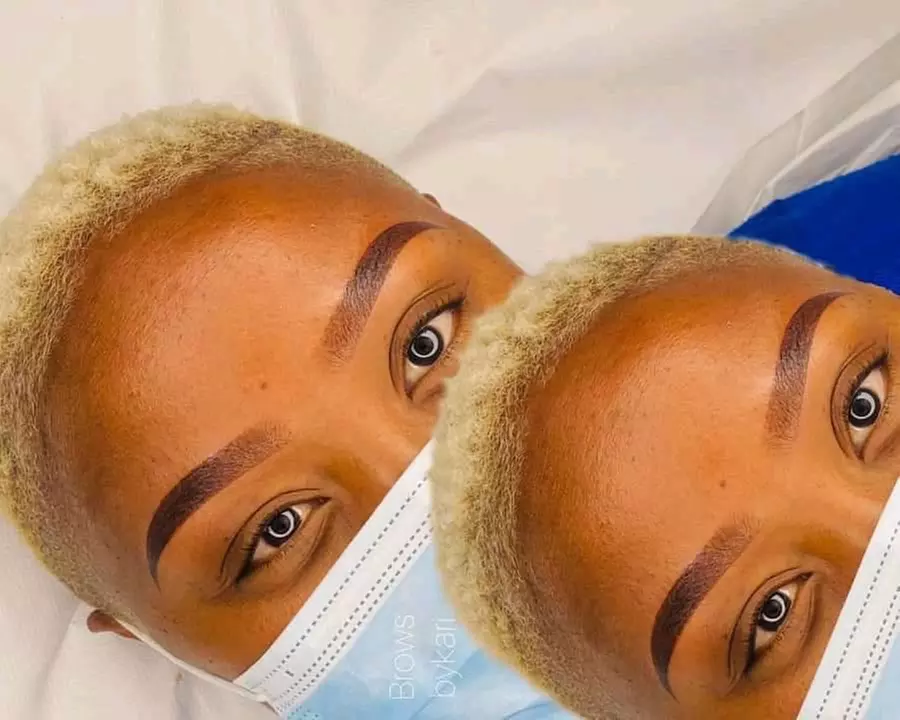 Up to 12% Off on Eyebrow Tinting at The Browz Room - Second Medium