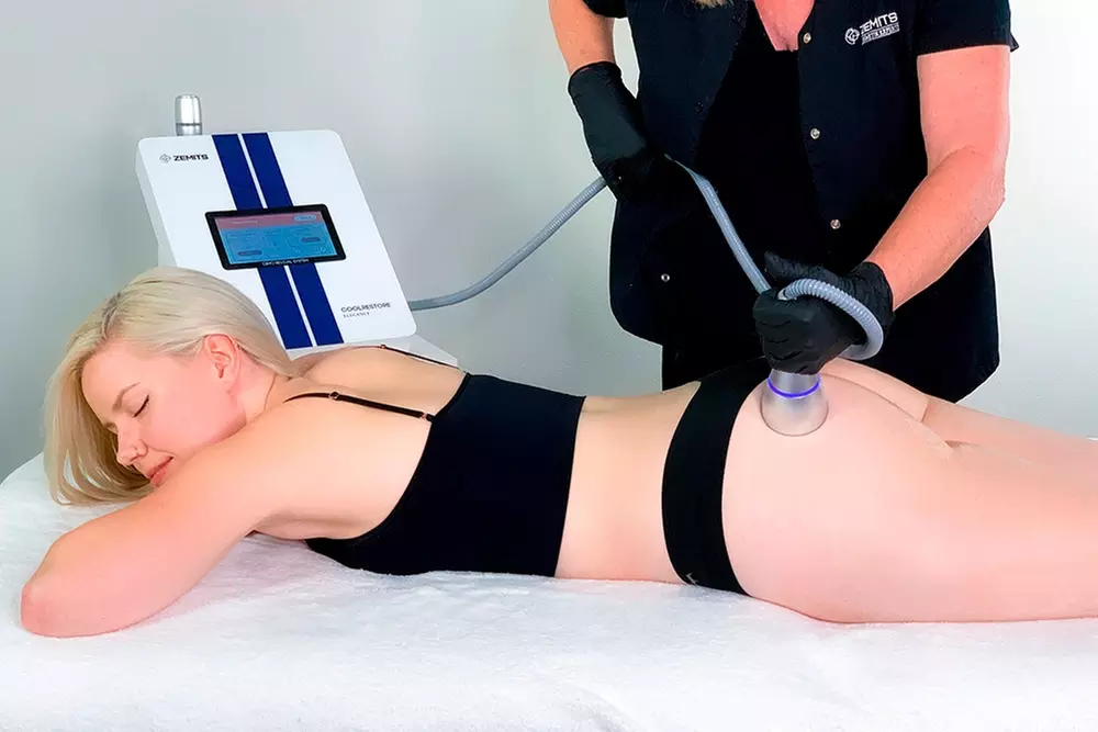 Up to 40% Off on Ultrasonic Fat Reduction at Club Recharge