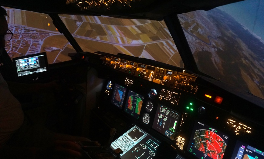 Image 9: Flight Simulator (Ride / Experience) at Manchester Flight Sim Centre