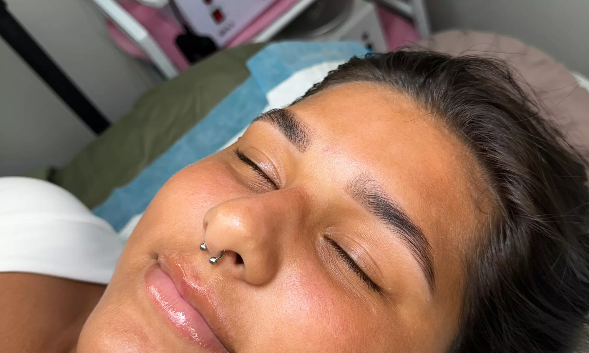 Up to 30% Off on Eyebrow Shaping at Duda bastos aesthetics