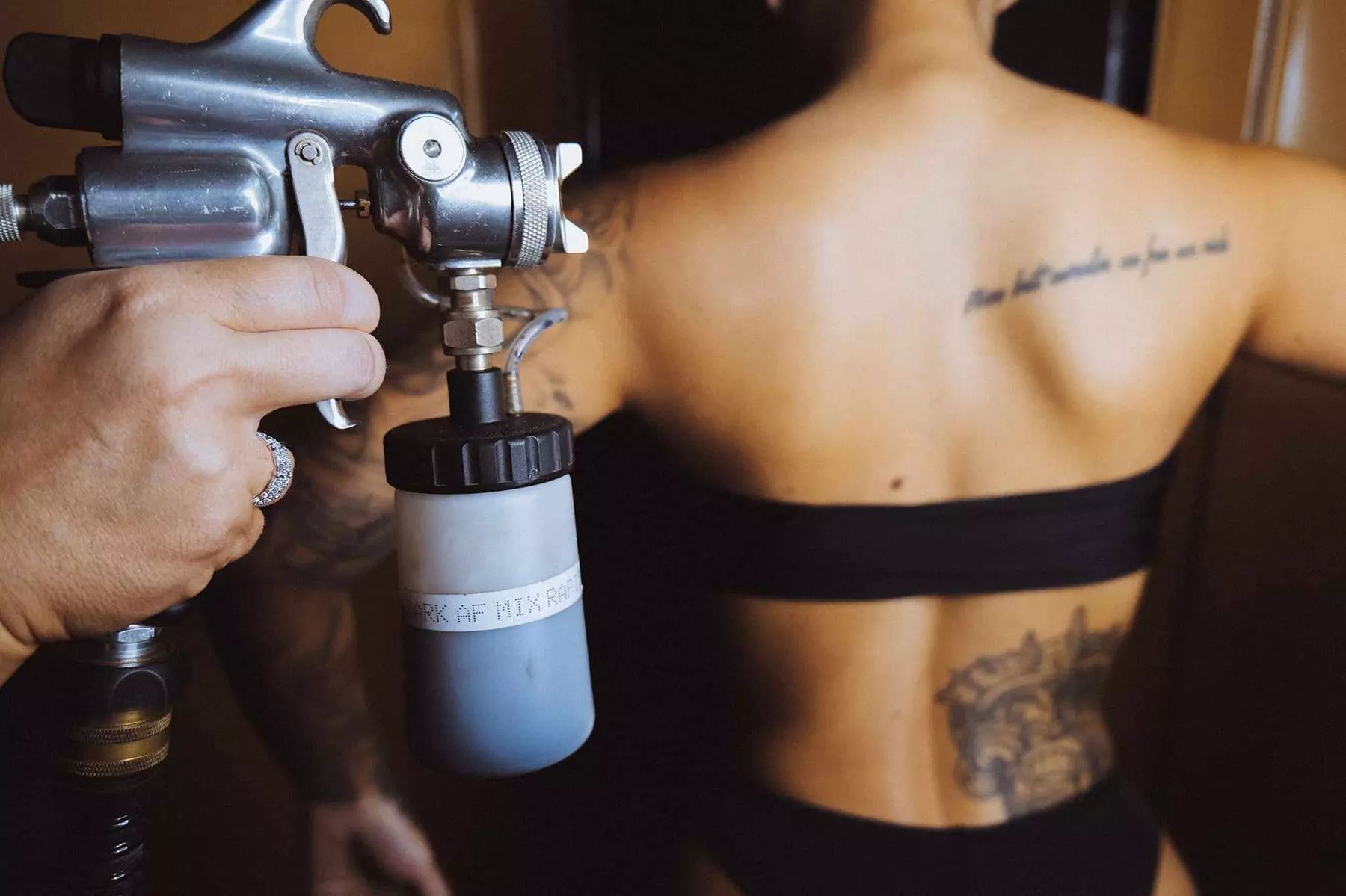 Get a Sun-kissed Skin Fast and Safe with Glow Spray-Tan