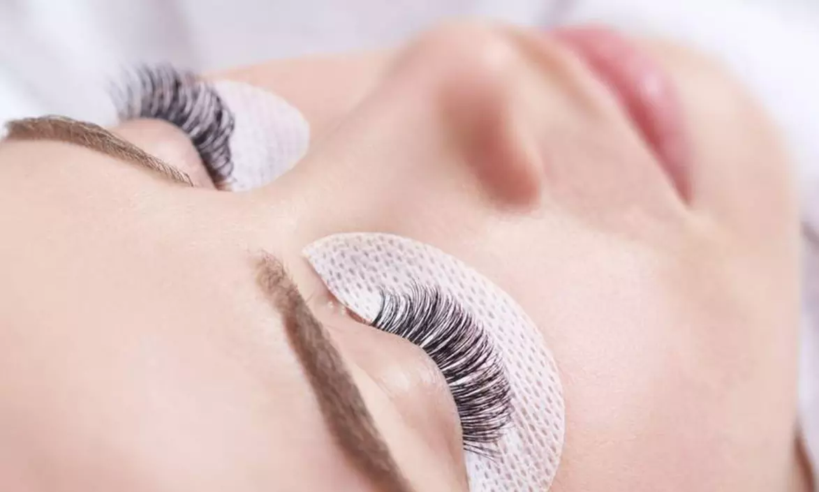 Experience Tology Beauty Med Spa Lv's Full Set Eyelash Extensions for First-Time Clients with up to 55% off
