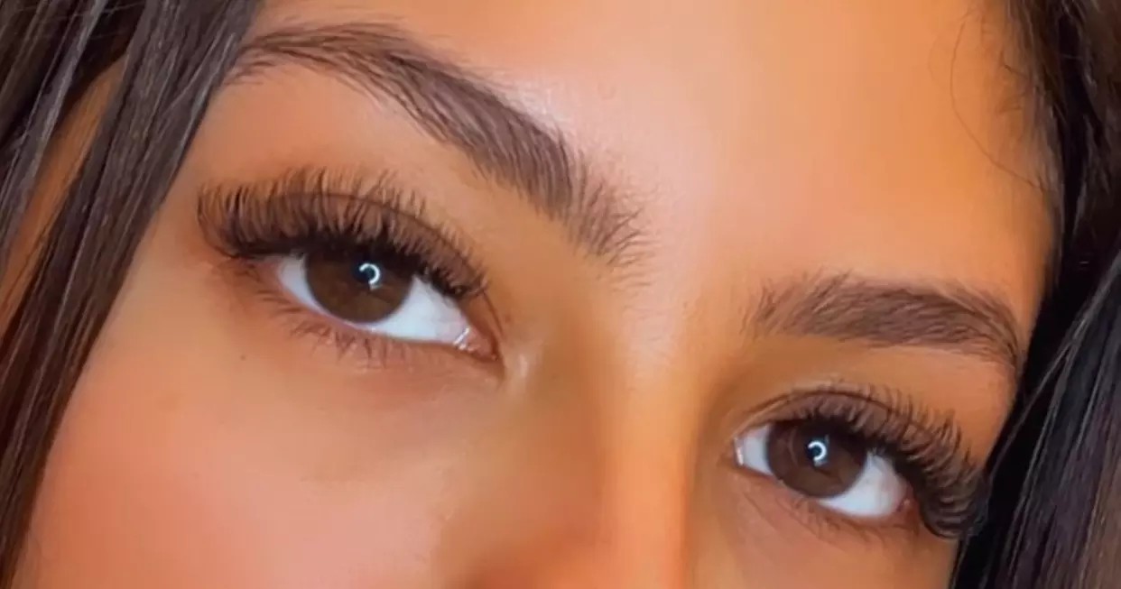 Enhance Your Look with Eyelash Extension Options