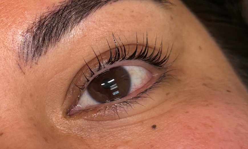 Image 3: Korean Lash Lift and Defining Tint Treatment
