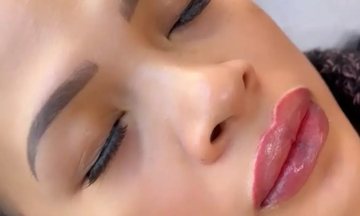 Up to 50% Off on Microblading at Honey Aesthetics - Primary Image
