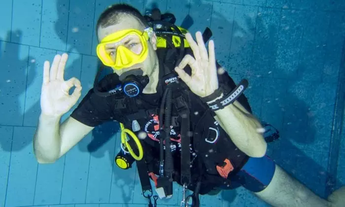 Odkryj nurkowanie: zajęcia próbne na basenie lub dla dzieci w DeepSpot