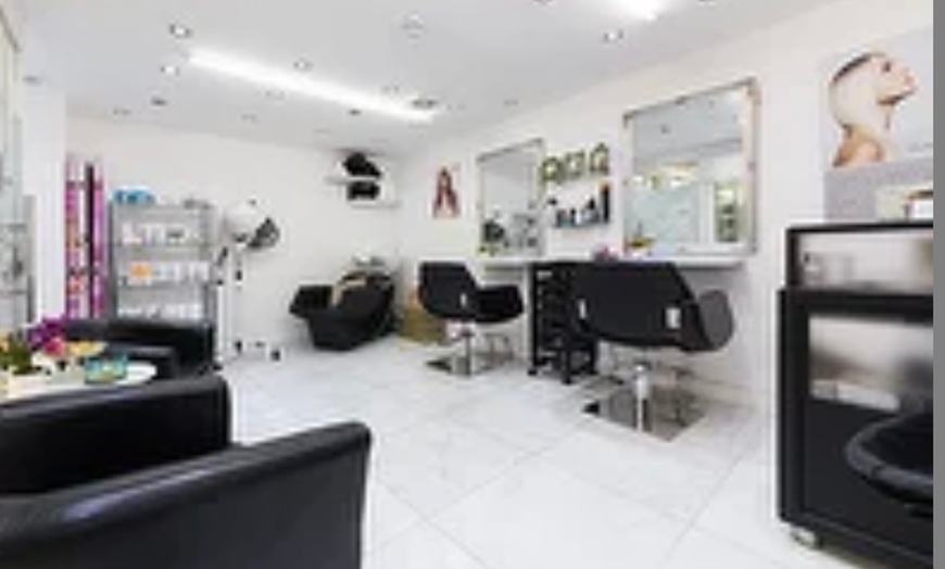 Image 2: Up to 37% Off on Hair Styling at Catrehair