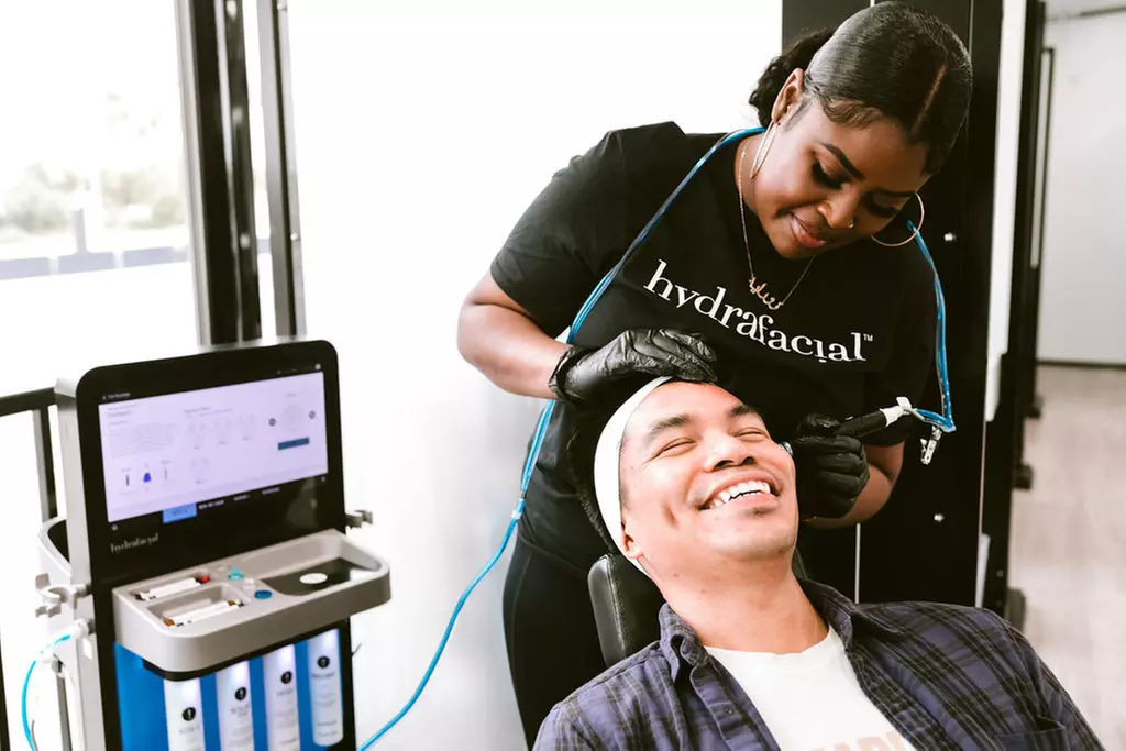 Up to 25% Off on HydraFacial at Authentic Beauty - Second Medium