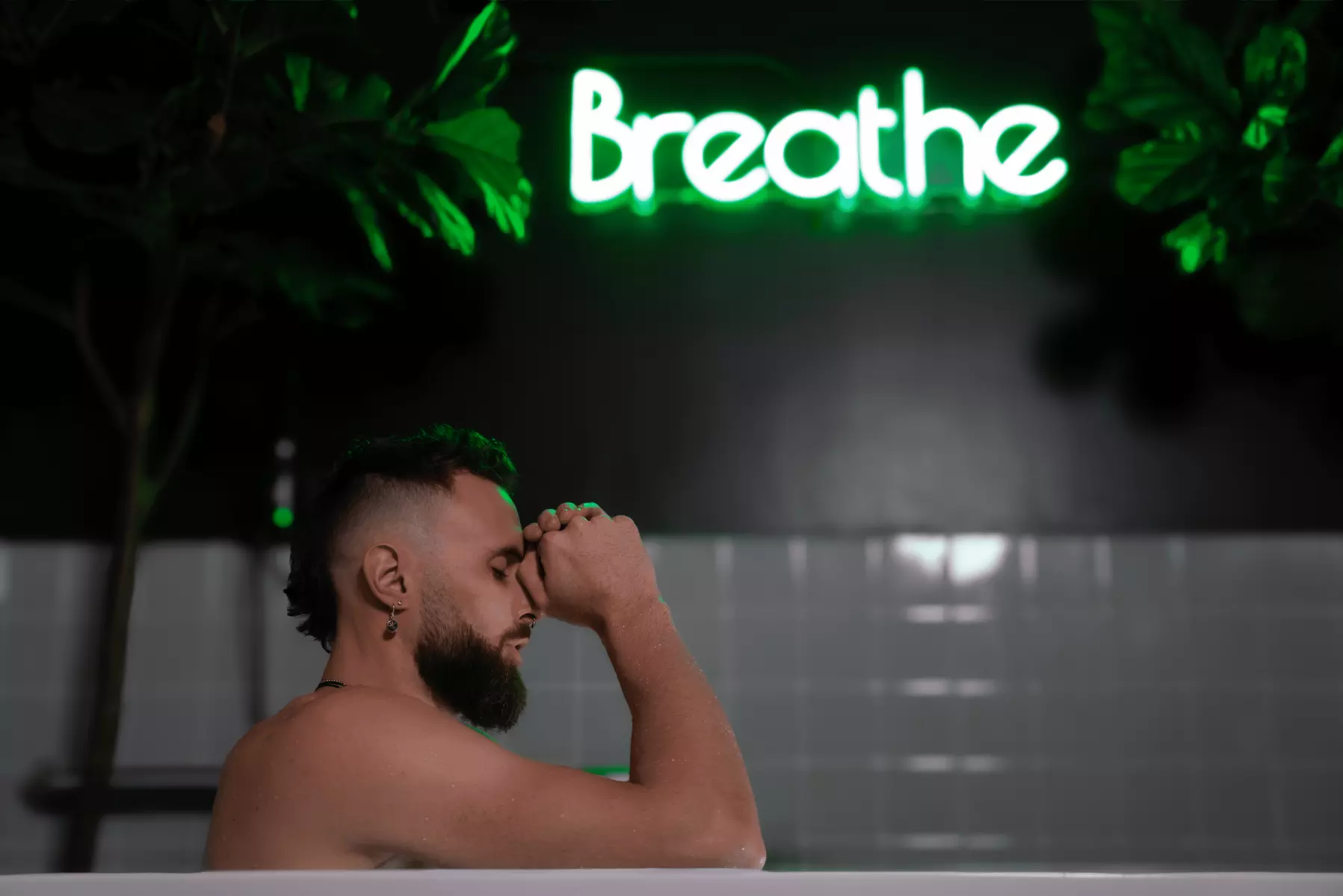 1, 5 Private or 1 Month Unlimited Infrared Sauna & Cold Plunge Session