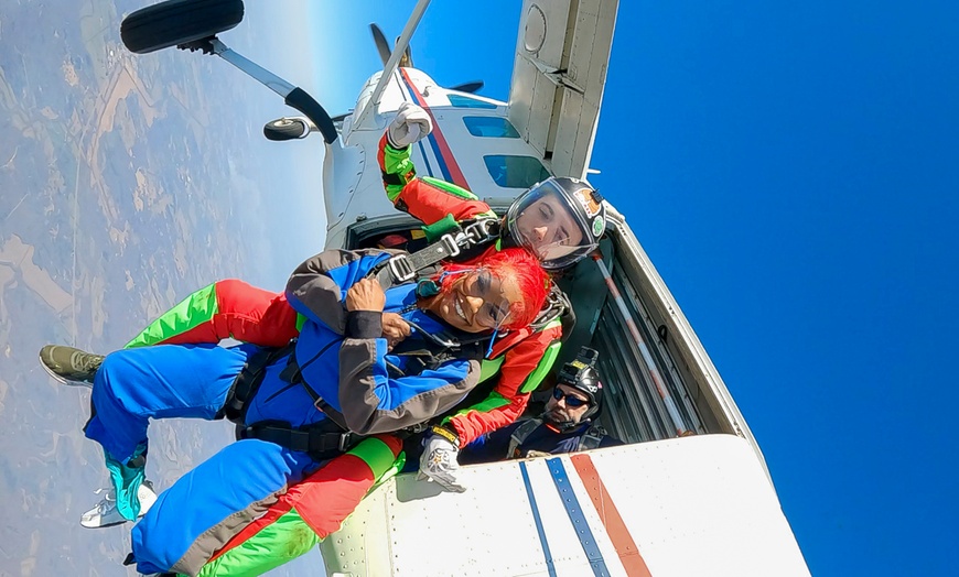 Image 4: Tandem Skydive from 10,000 Feet – Nashville Area