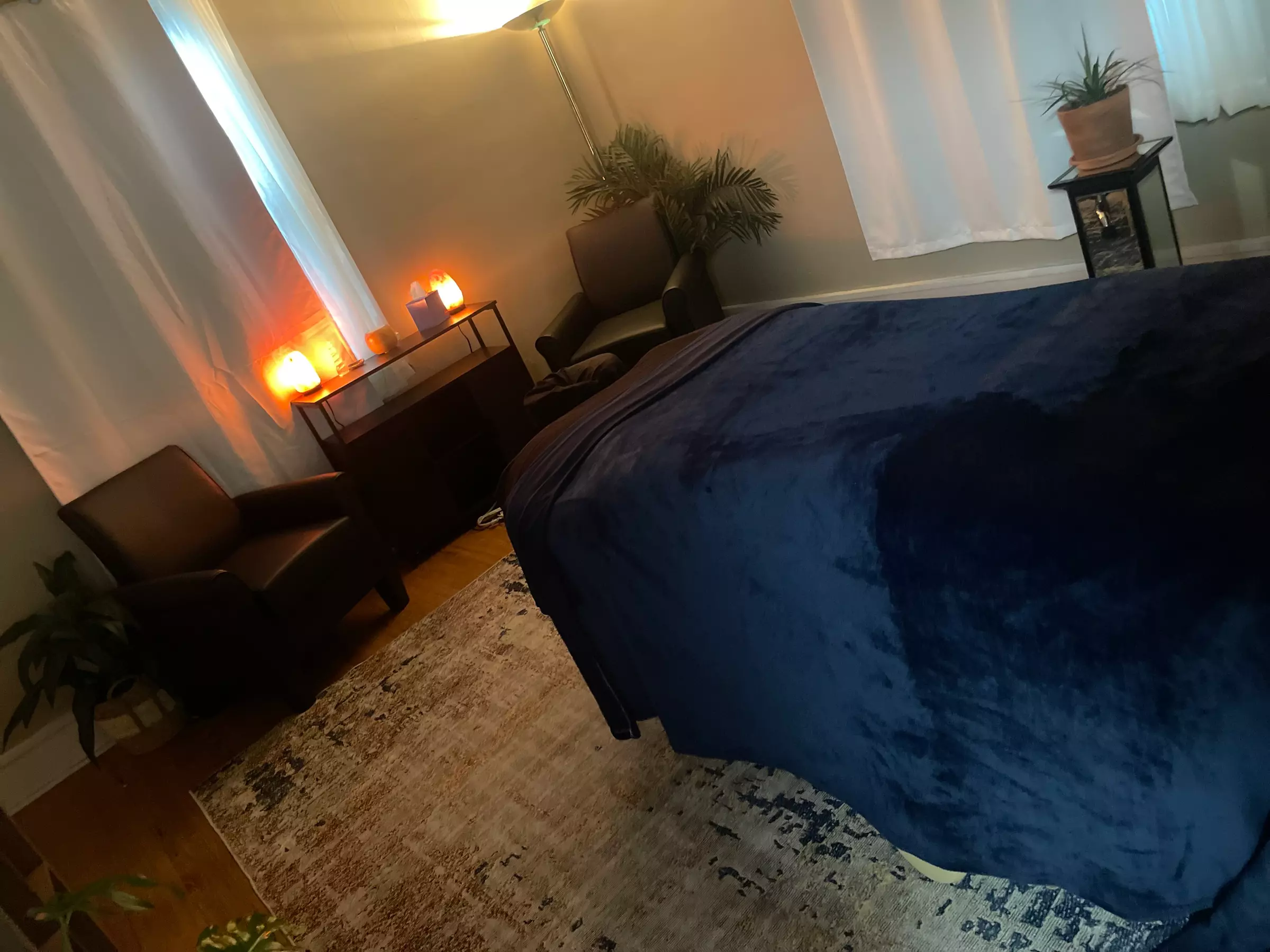 The Perfect Unwind: Personalised Massage for 60 or 90 Minutes