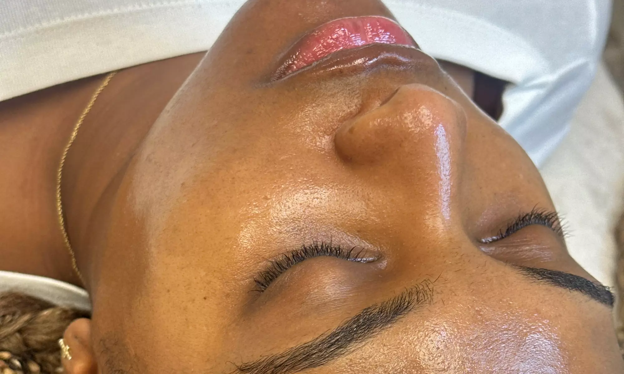 Up to 42% Off on Spa / Salon Beauty Treatments at Aeterna Radiance Aesthetics - Primary Image