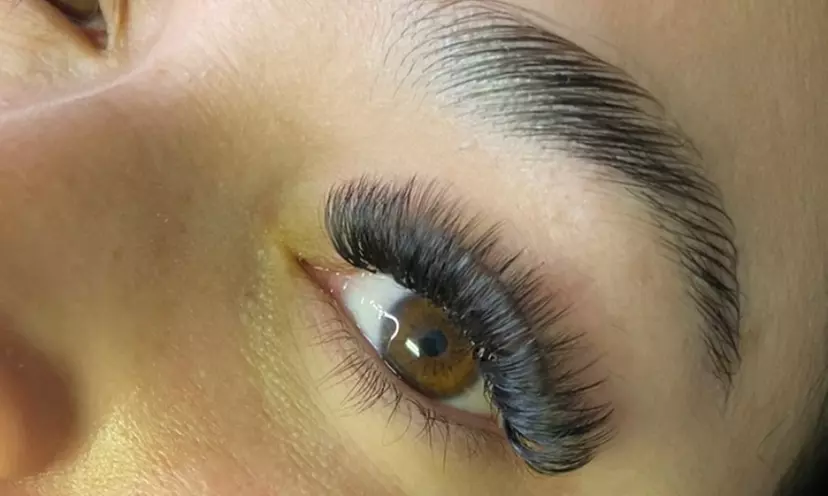 Up to 40% Off on Eyelash Extensions at Kintsugilash - Primary Image