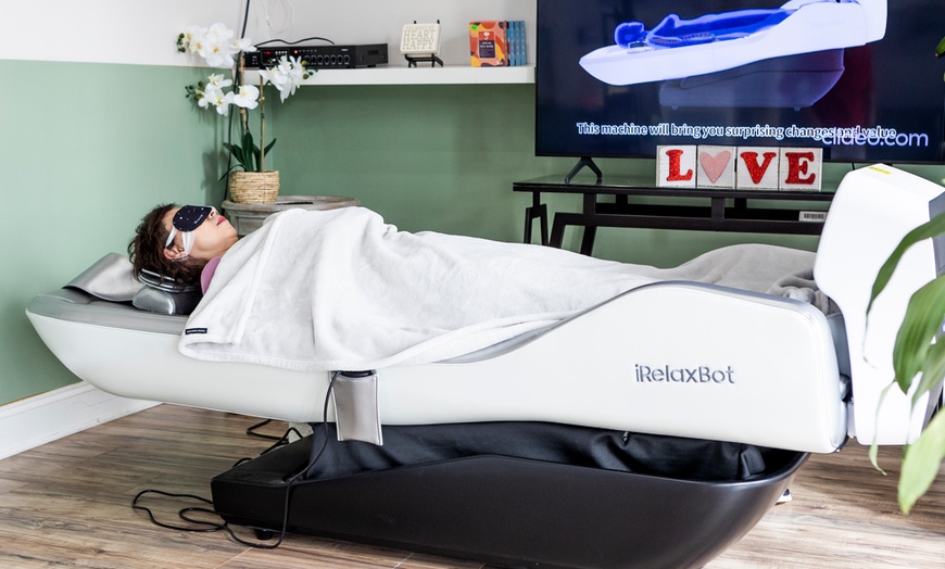 Image 4: Up to 60% Off on Massage - Chosen by Customer at IGlow Day Spa