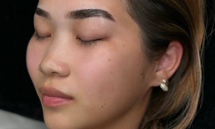 Up to 50% Off on Eyebrow Threading at Carley’s Brows