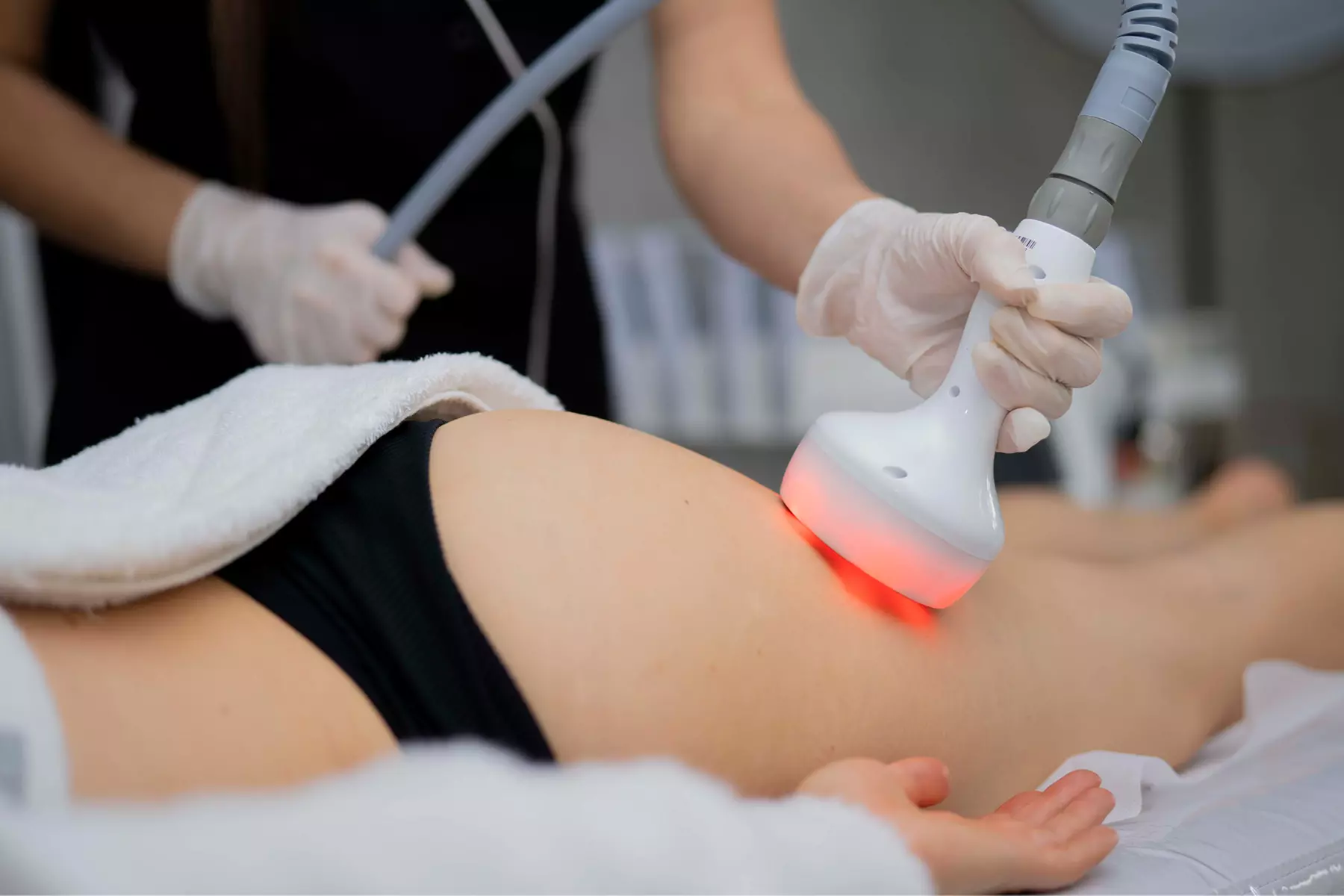 Up to 65% Off on Radio Frequency Skin Tightening at UK Aesthetics Lounge