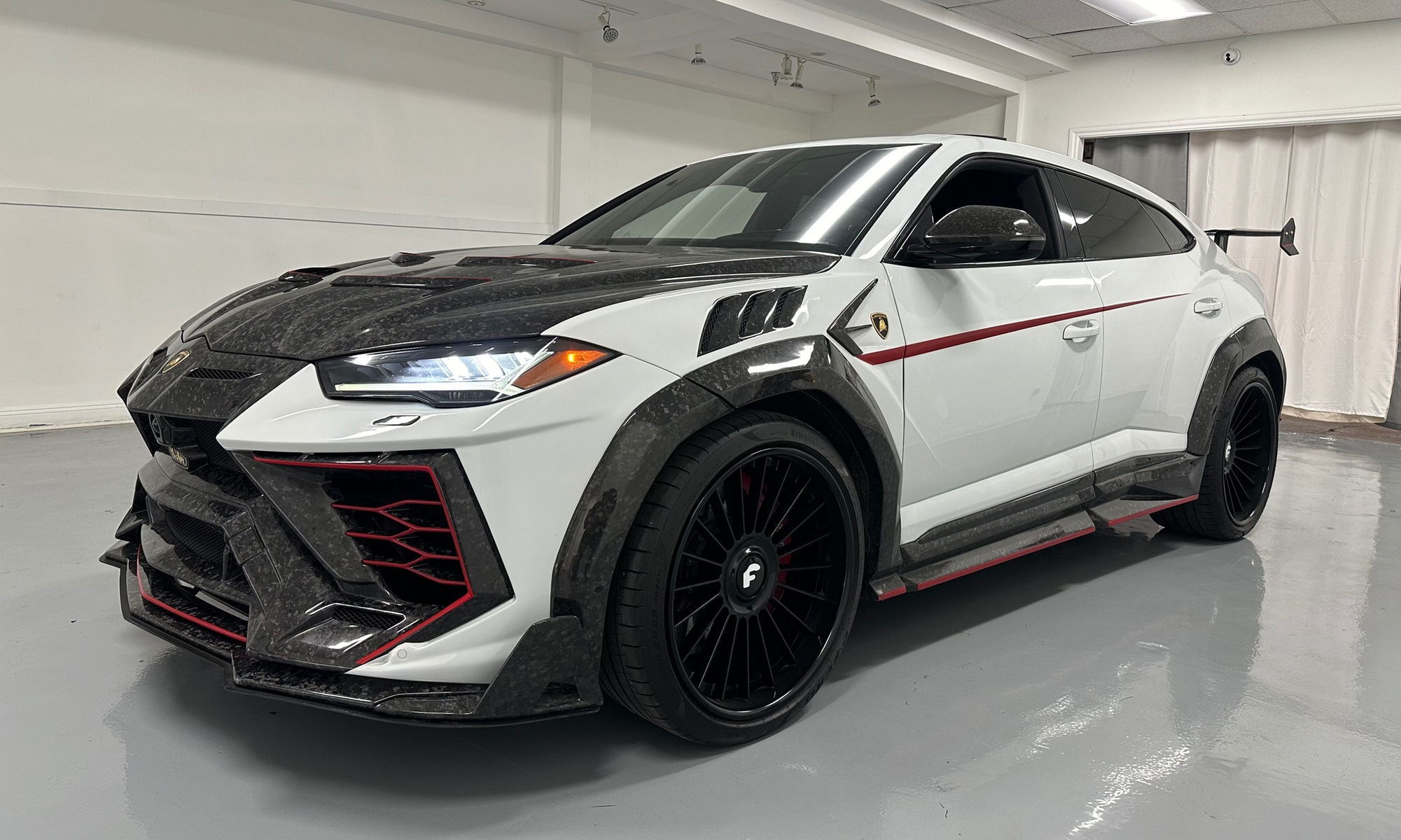 Up to 31% Off on Automotive Window Tinting at A&J Electronics