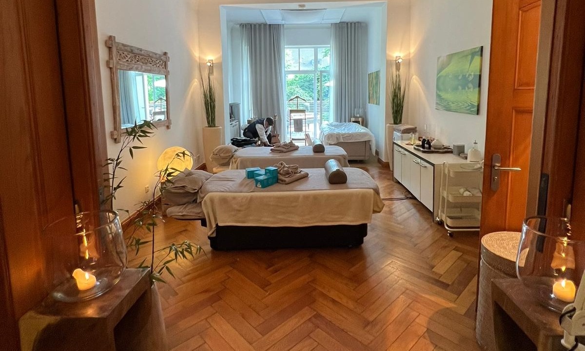 Medizinische Fußpflege, optional mit Schellack für 1 Person