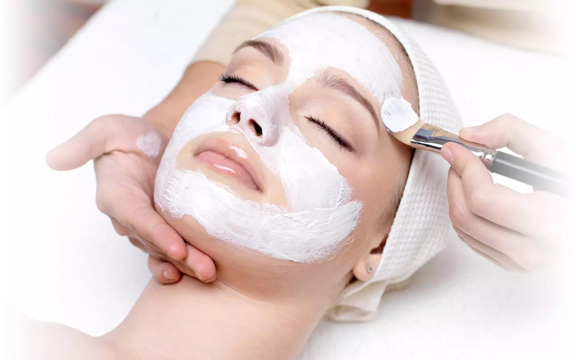Up to 60% Off on In Spa Facial (Type of facial determined by spa) at Crown Day Spa - Primary Image