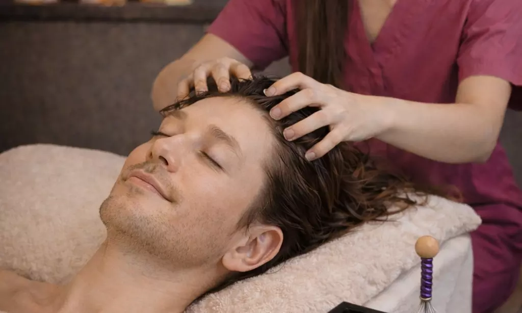 Deine Auszeit vom Alltag: wohltuende Headspa-Rituale à 40 Min