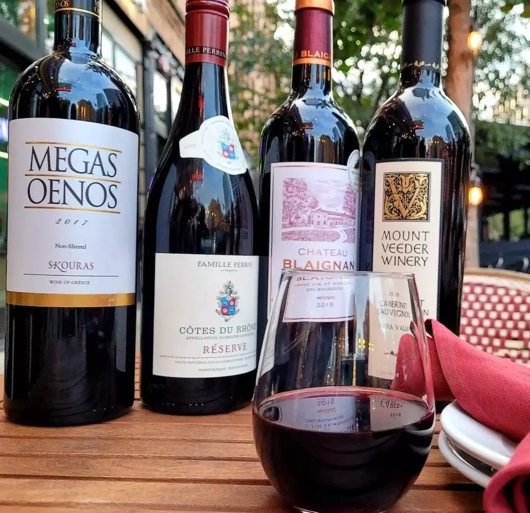 Artisanal Pizza & Salad or With Wine for a Delightful Meal
