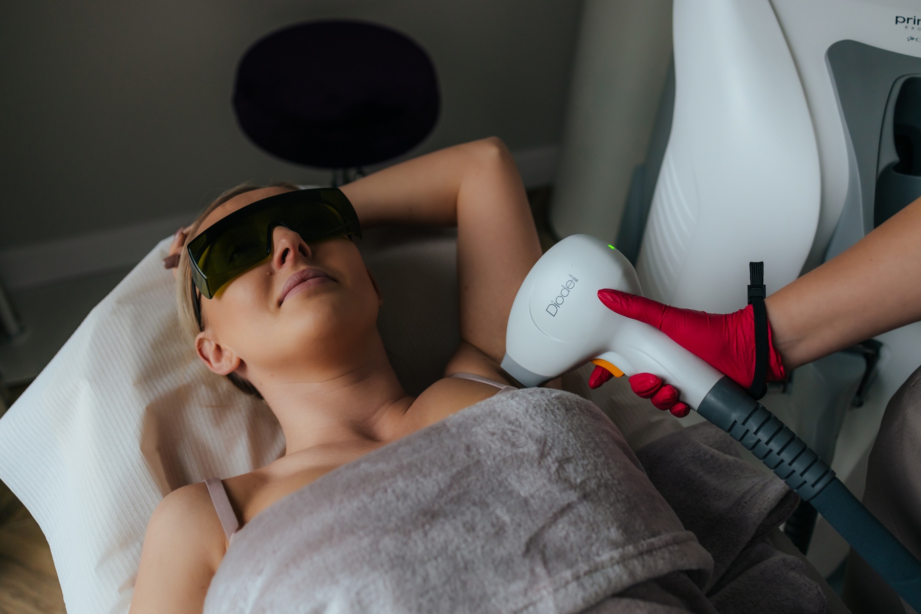 Depilacja laserowa PrimeLase Exellence na wybraną partię ciała