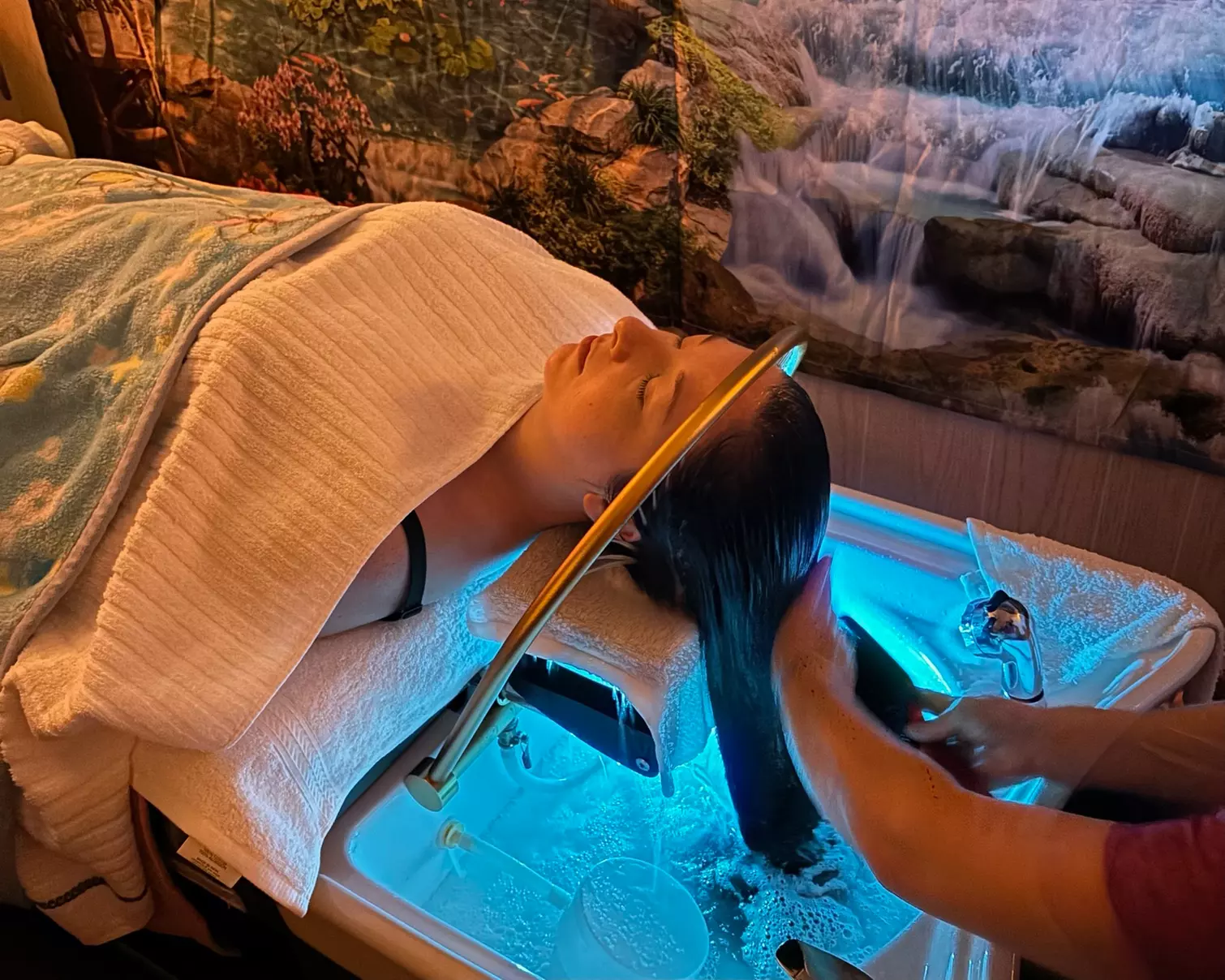 Up to 20% Off on Massage - Specific Body Part (Hand, Neck, Head) at Red Lotus Wellness Center - Primary Image