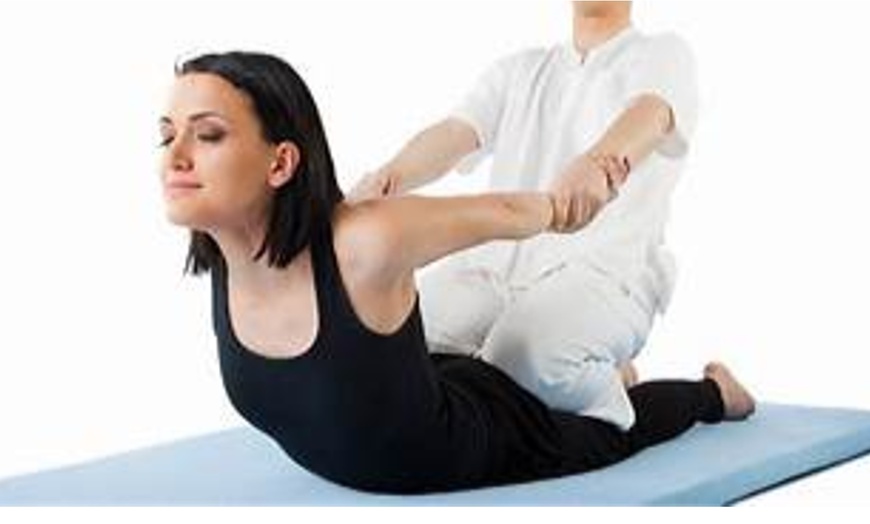 Image 1: Unwind with 90- or 120-Minute Relaxation Retreat